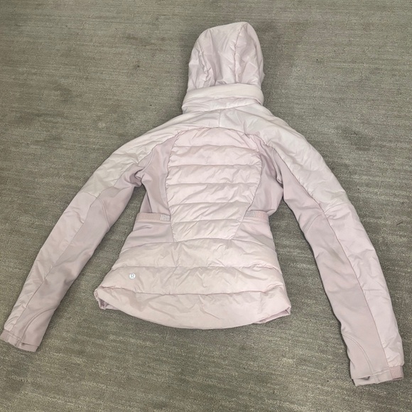 Lululemon Down For It All Jacket, SZ 4,  Porcelain Pink - Picture 4 of 6
